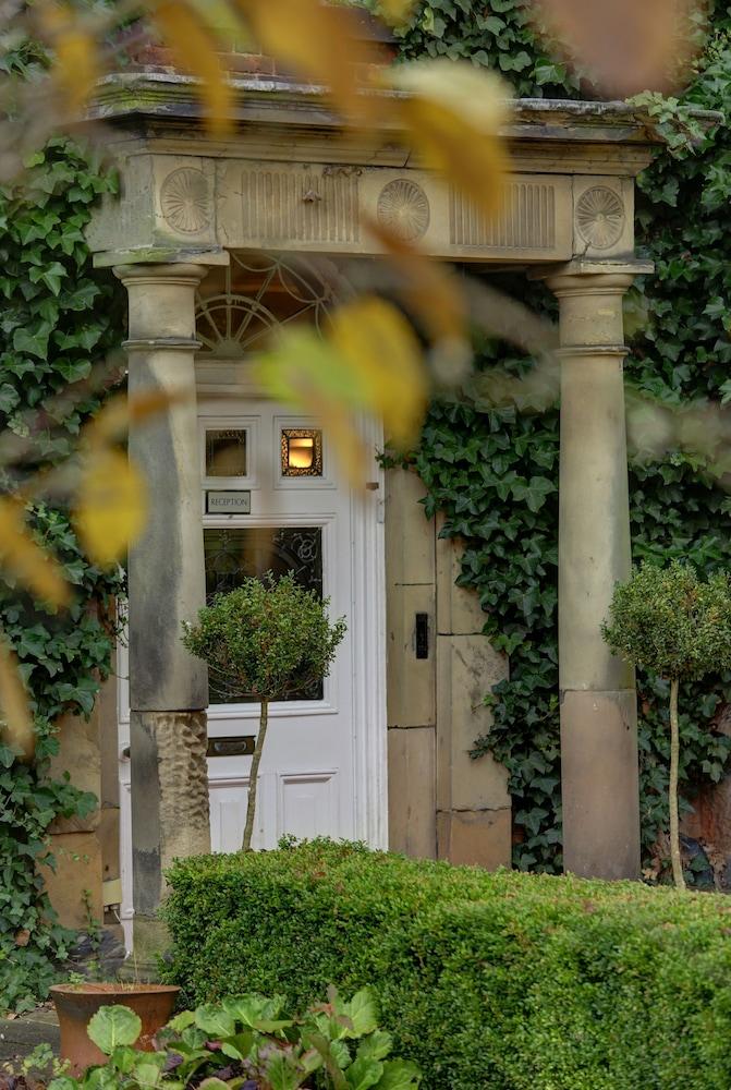 Risley Hall Hotel Exterior photo